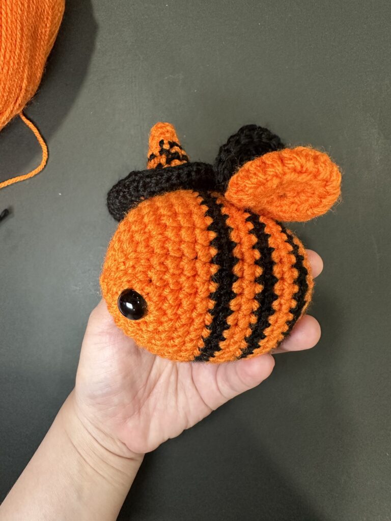 Bee witch with stripe hat